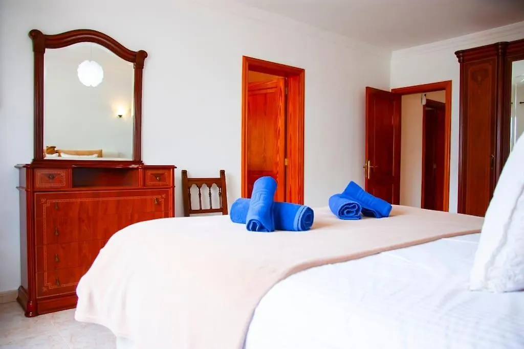 Guimes Pool House Villa 0*, Guime Spain