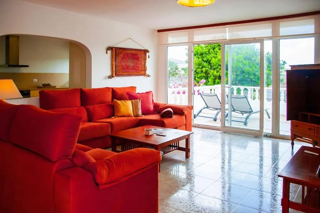 Guimes Pool House Villa 0*, Guime Spain